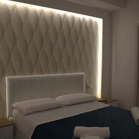 Holiday home Realeborbonica-intero Con Ampio Terrazzino *